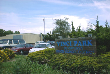 vincipark1.jpg - 67470 Bytes